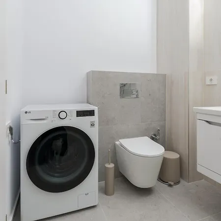 Hubix - Of Mara - M12a Timisoara